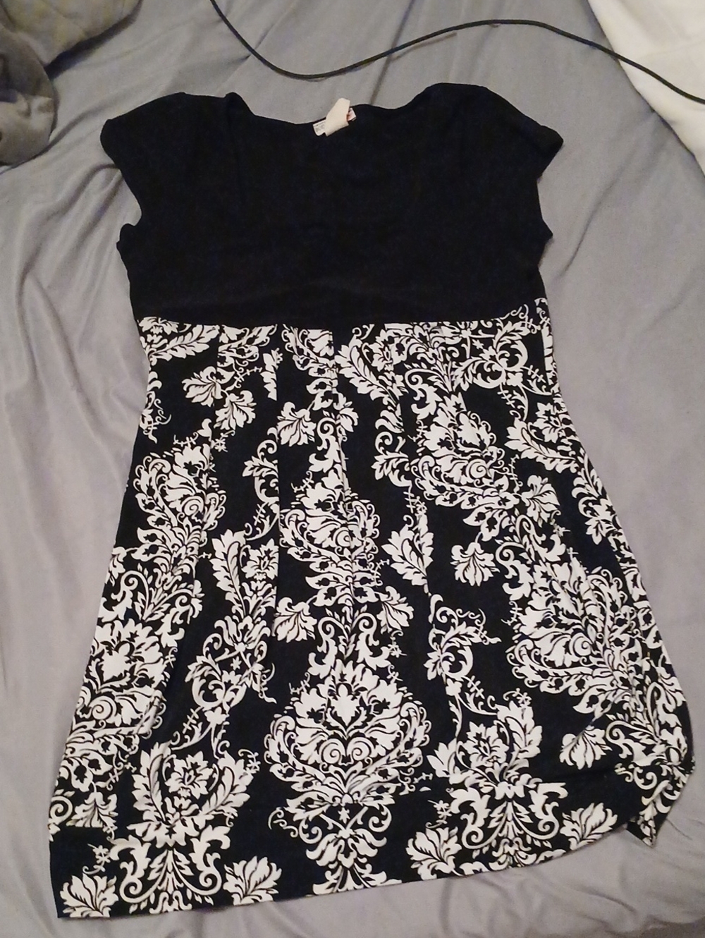 Womens Black & White Damask Dress